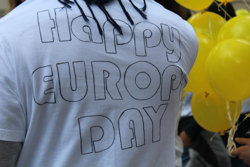 happy europe day t shirt ON